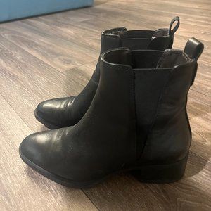 Black leather chelsea boots